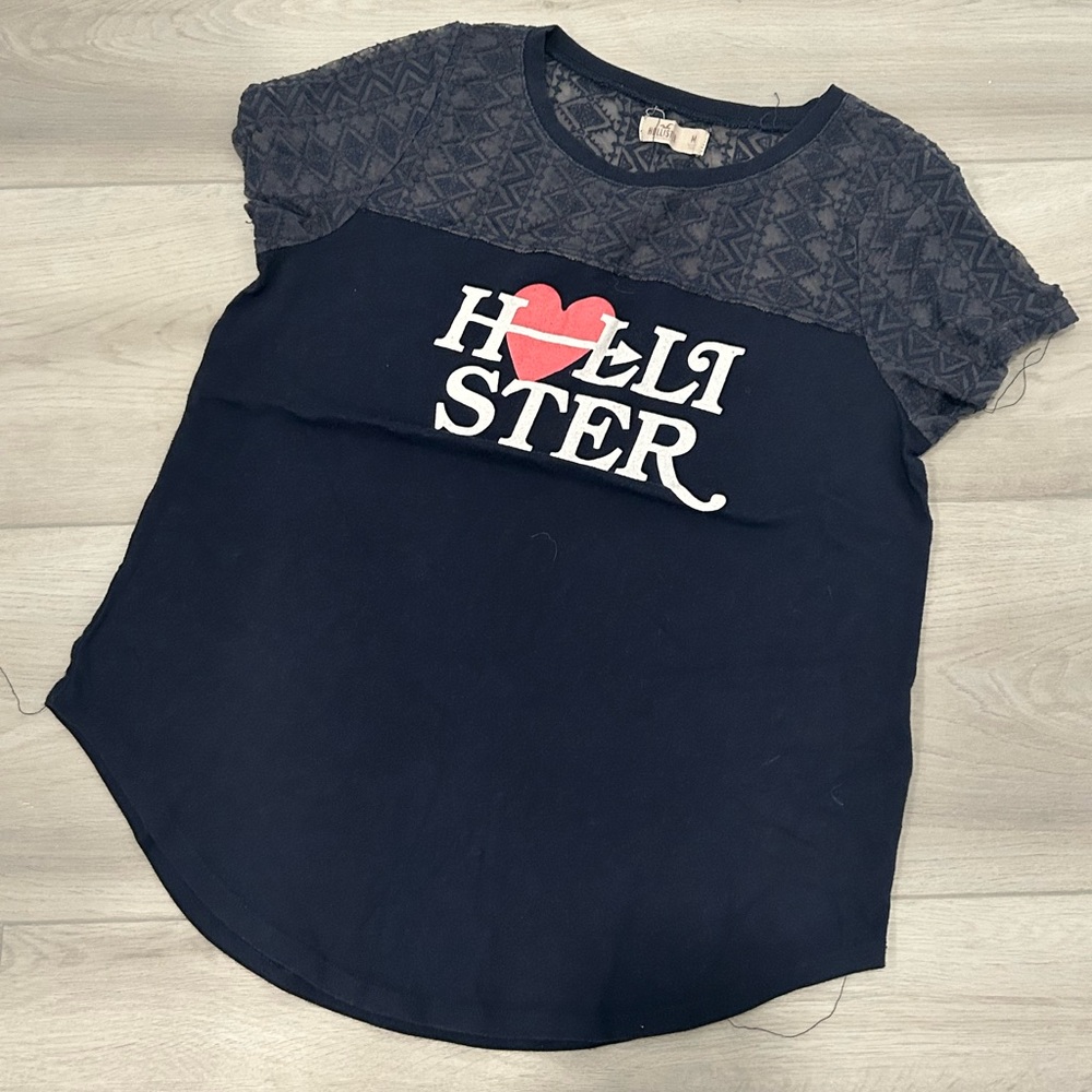 Hollister heart bow
